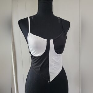 Small Shein Black & White Colorblock Crop Top